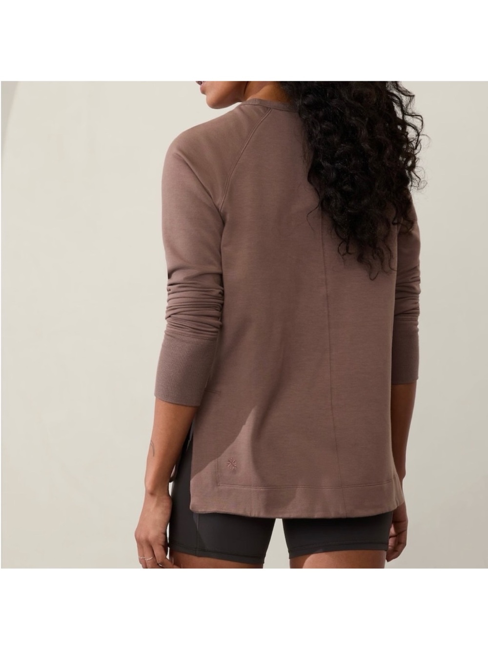 Athleta Coaster Luxe Recovery Sweatshirt medium oversized Taupe Brown crew